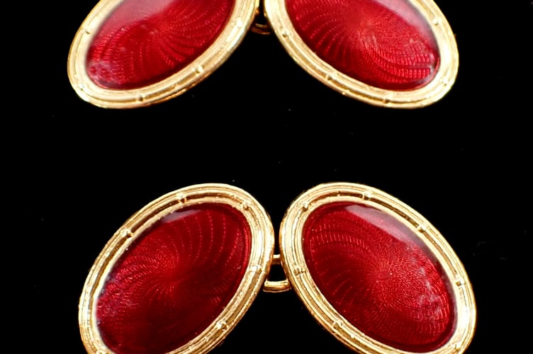 Pair of 18ct Gold & Enamel Cufflinks