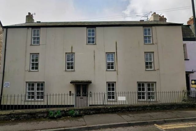 Historic Townhouse to Make Way for Flats