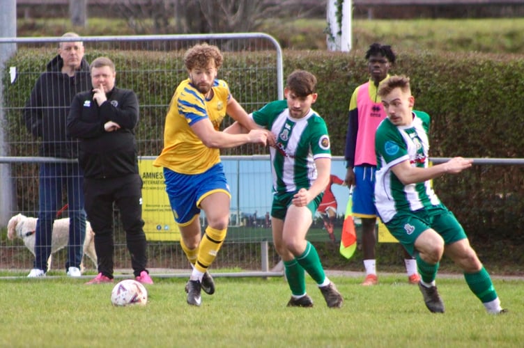 Monmouth v Caerleon 2