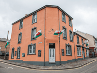 Closure of World Heritage site's only hotel sparks concerns