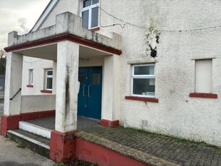 Hall looks for volunteers