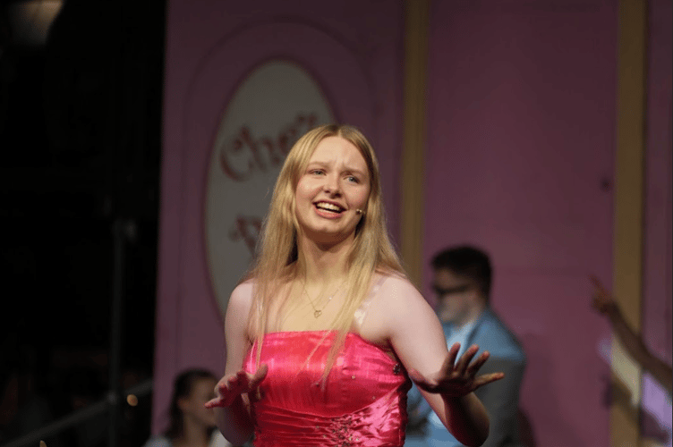 Elle Woods played by Isla Davies at MCS Legally Blonde