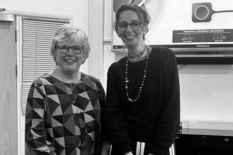 Jayne Treasure, Art Friends Gwent and Dr. Shelley Hales, Uni of Bristol crop