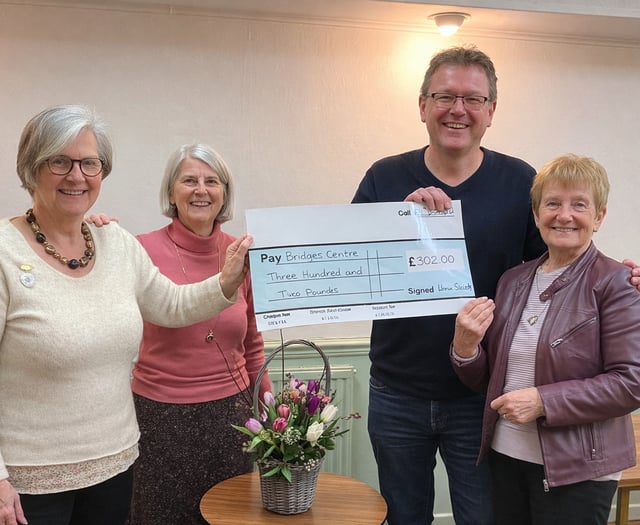 Floral society boosts Bridges restoration fund