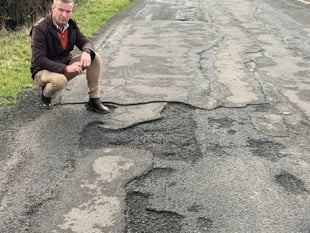 Motion pushes council to review pothole strategy
