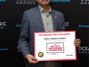 APRIL 8 - Misbah wins restaurant  award