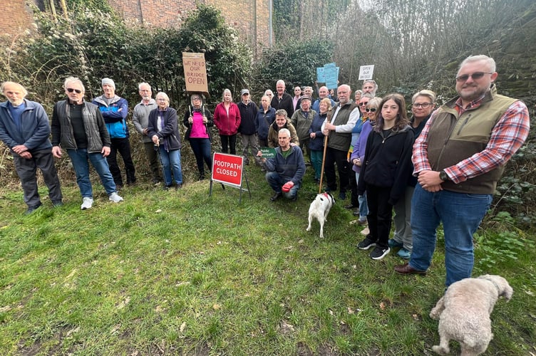 Residents at the Black Bridge