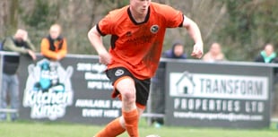 Kingfishers pummel Pill to go 12 unbeaten