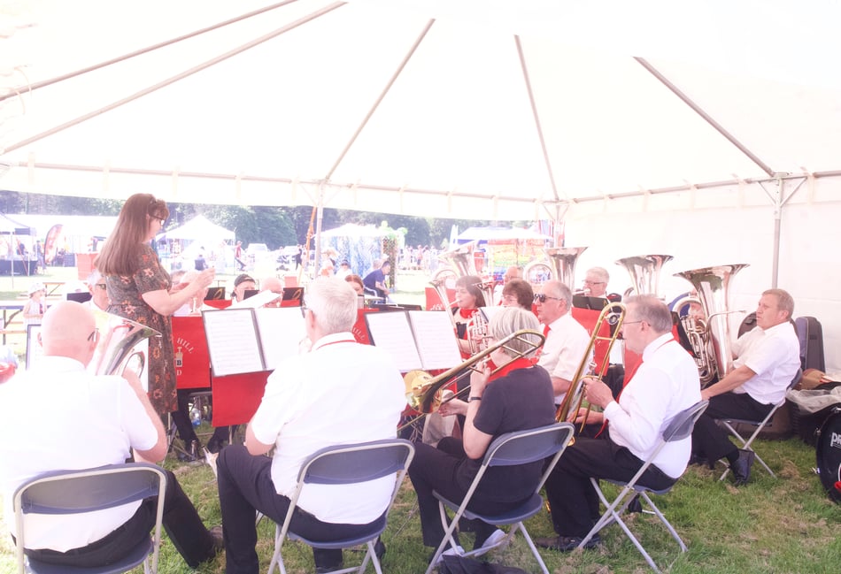 Glorious sunshine brings the crowds to the Speech House food festival