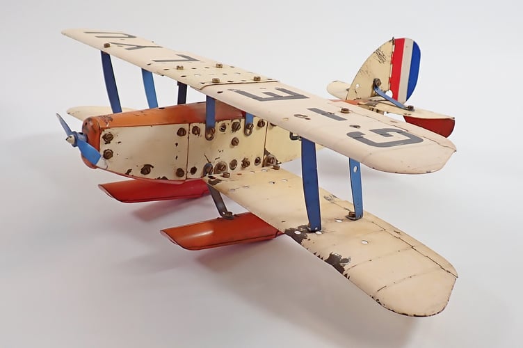 Meccano plane