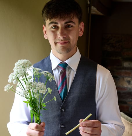Rhys Jex was the first to recognise the potential of young Ground Elder stems as a natural alternative to drinking straws