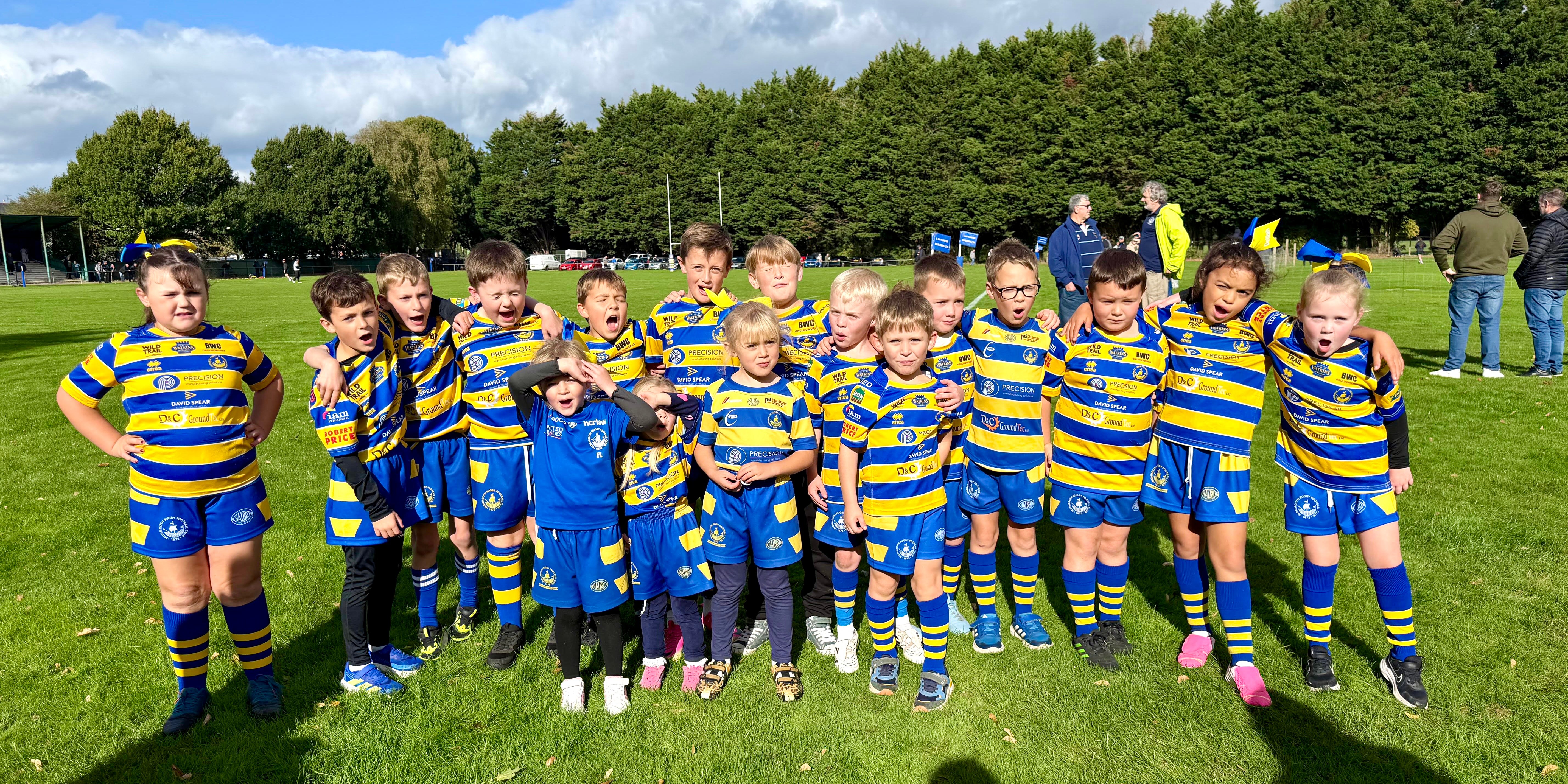 Mon master Mawr cheered on by mascots | monmouthshirebeacon.co.uk